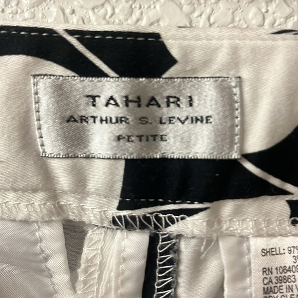 Tahari crop pants size 2 - Picture 3 of 6